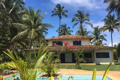 Image de Grande maison pied dans le sable: rencontrez New Lubbock!