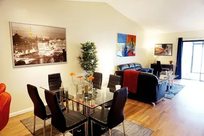 Image de ❤️️ Villa Moderne - Coeur De Wellington / Wef