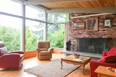 Image de Magnifique maison, quartier calme, Courte distance de l'Université