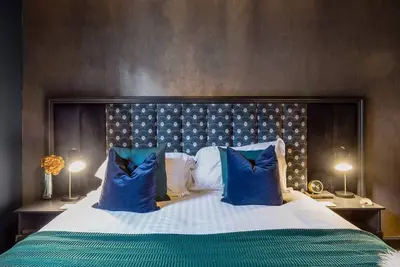 Image de Appartement élégant et confortable de la banque
