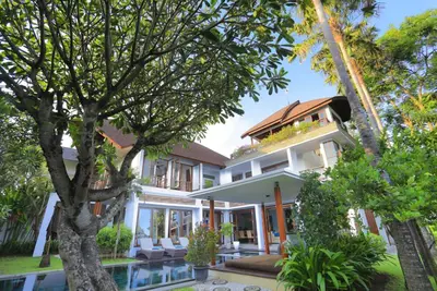 Image de Villa balinaise moderne avec vue magnifique sur l'océan, à seulement 50 mètres de la plage! Mbv