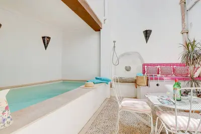Image de Stylish comfortable townhouse, plunge pool, WiFi