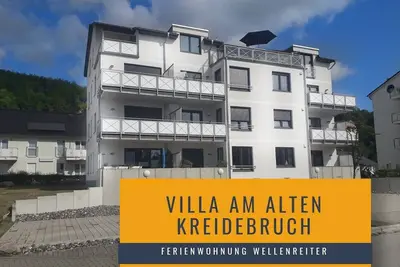 Villa Am Alten Kreidebruch, appartement de vacances \"Wellenreiter\" avec une touche maritime