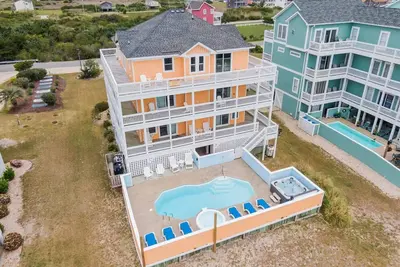 Image de Oceanview Estate, Rodanthe-Ascenseur, Piscine, Bain à remous, Salle de jeux, Dog-Friendly & More