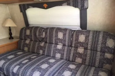 Image de Véhicule récréatif sur un site magnifique B