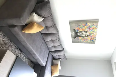 Image de Causy, entièrement meublé et équipé 1 chambre appartement dans une marina privée