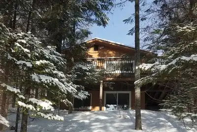 Image de Tom's Treehouse Famille sympa sur le magnifique lac Roosevelt Sortie Mn États-Unis