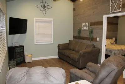 Image de Chalet au terrain de camping Oak Hollow - Situé entre St Patrick et le lac des Oaks