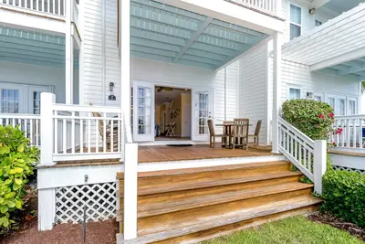 Image de Coral Lagoon Waterfront Villa # 2 / Complexe de premier ordre avec 3 chambres et 2. 5 salles de bain