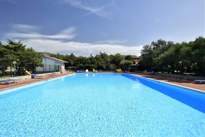 Image de Appartement de trois pièces 6 personnes face à la piscine à 100 mètres de la mer