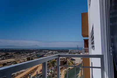 Image de Condo 3 chambres 2 salles de bain avec une vue imprenable