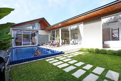 Image de Villa Sunpao Villa avec 3 chambres et piscine par Holiplanet