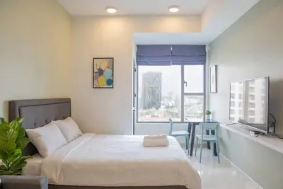 Image de 5m Ben Thanh Bui Vien Centre libre de gym et piscine