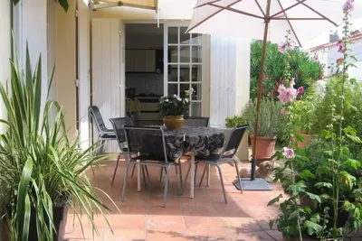 Image de Royan: Maison de charme proche mer et centre ville