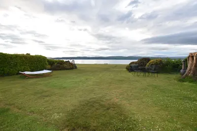 Image de Beautiful Beach Cottage avec une vue imprenable