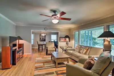 Image de Nouveau! Downtown Austin Maison avec Patio, 3 Mi. à SoCo!