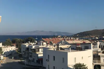 Image de Dans le centre-ville, à 3 minutes de la plage, 3 + 1 Dublex