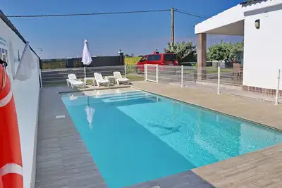 Image de Villa moderne avec piscine privée