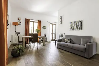 Image de Appartement \"La Loggia dei Re\". Confortable et panoramique.