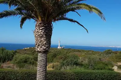 Image de Terrasse ensoleillée avec vue magnifique sur la mer, direct à 4 belles plages.