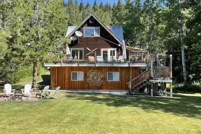 Image de Magnifique chalet au bord du lac Osprey