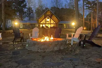 Image de Maison du lac Martin, au bord du lac, maison rénovée, sans escaliers - plage