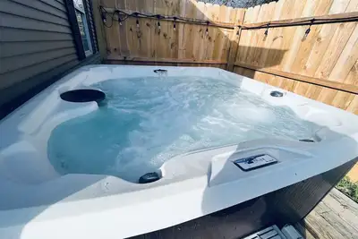 Image de Seulement 3 miles de Crystal Mountain! ! !