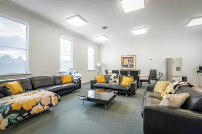 Image de 4 Bedroom House - Hobart Cbd - Parking gratuit
