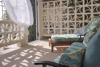 Image de Beachside Cottage - juste sur la plage!