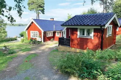 Image de Superbe maison à Kvicksund avec WiFi