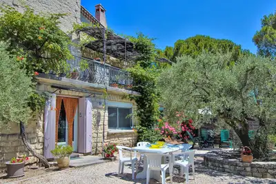 Image de Bel appartement de 2 chambres à Caromb