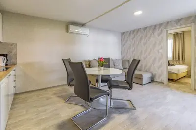 Image de Mobile Home Rojnic- Campsite