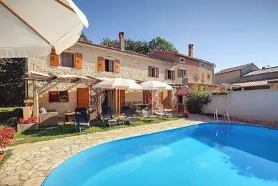 Image de Superbe villa avec piscine privée, animaux domestiques admis