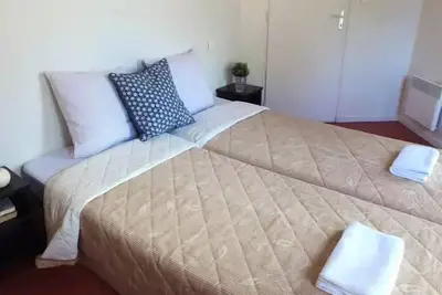 Image de 2 Pièces 4 Personnes 1 bébé