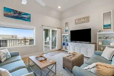 Image de Condo spacieux au bord de l'océan, mises à jour récentes, vues sur la côte, balcon privé, piscine (Ffr303 - Sand Dollar Surprise)