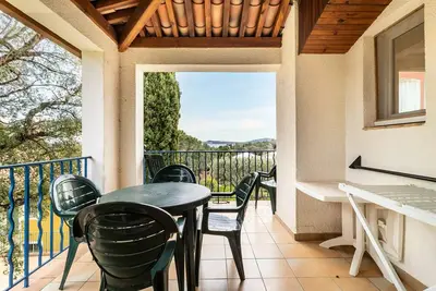 Image de Appartement avec vue végétation 6 Personnes - Sélection