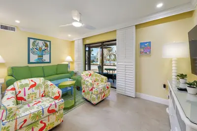 Image de # 241 Sanibel Moorings Courtyard Voir