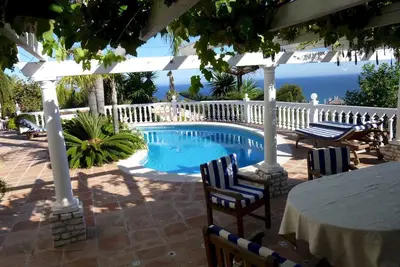 Image de Cosy 1 bedroom apartment with private terrace and relaxing shared swimming pool