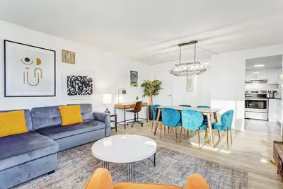 Image de 1 chambre Appartement meublé - Centre-ville de Montréal - 2 Chambres Suite (# 3)