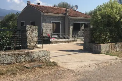 Image de Appartement 70 M2  Tout ÉQUIPÉ, Ideal Pour Familles, Endroit Calme Et Frais.