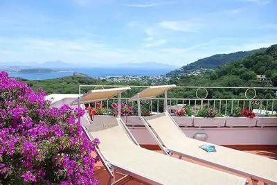 Image de Villa Venturina B: Une maison individuelle lumineuse et ensoleill��e.