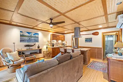 Image de Tropical Garden View à une unité de Beach Front Property-Kihei Kai 7