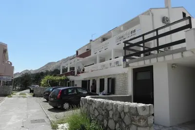 Image de Appartement dans Baška avec terrasse, Climatisation, Wifi, Machine à laver (863-3)