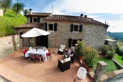 Image de Maison de Campagne à Palmata avec 5 chambres à coucher, 11 couchages