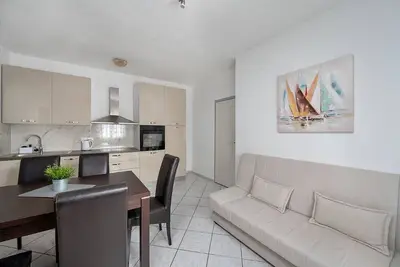 Image de Appartement dans Duće avec vue mer, terrasse, Climatisation, Wifi (3423-3)