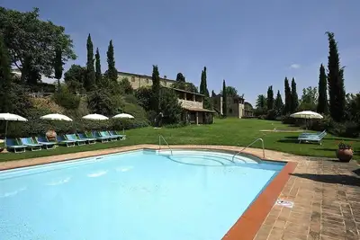 Image de Casa Emide B: Un charmant appartement dans une propriété du XVIIIe siècle riche en histoire.