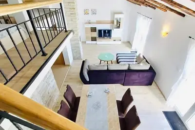 Image de Appartement dans Supetarska Draga avec vue mer, Balcon, Climatisation, Wifi (4325-1)