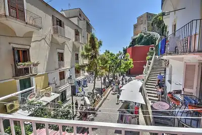 Image de Casa Arenile: Un appartement lumineux et joyeux au coeur de Positano.