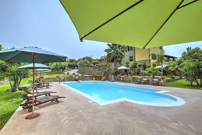 Image de Casa Turchino B: Un appartement confortable faisant partie d'une villa située dans un endroit calme.