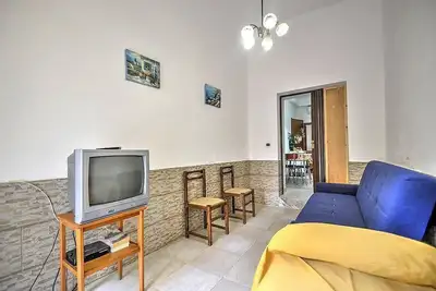 Image de Casa Sabbiolina C: Un appartement confortable situé à une courte distance de la plage.